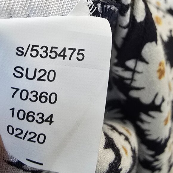 Ann Taylor Factory Petite Daisy Print Maxi Dress - Picture 6 of 6